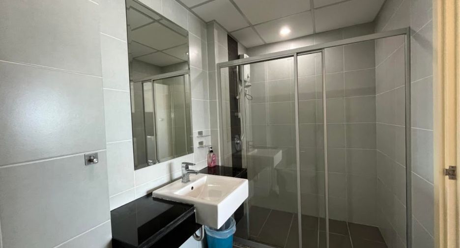 For sale 2 bedrooms condo in South Pattaya, Pattaya
