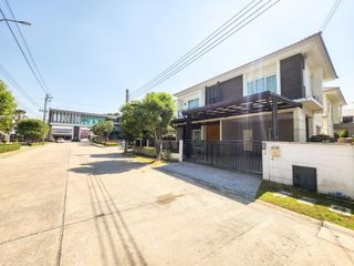 出售 4 卧室 独立屋 在 Lat Krabang, 曼谷
