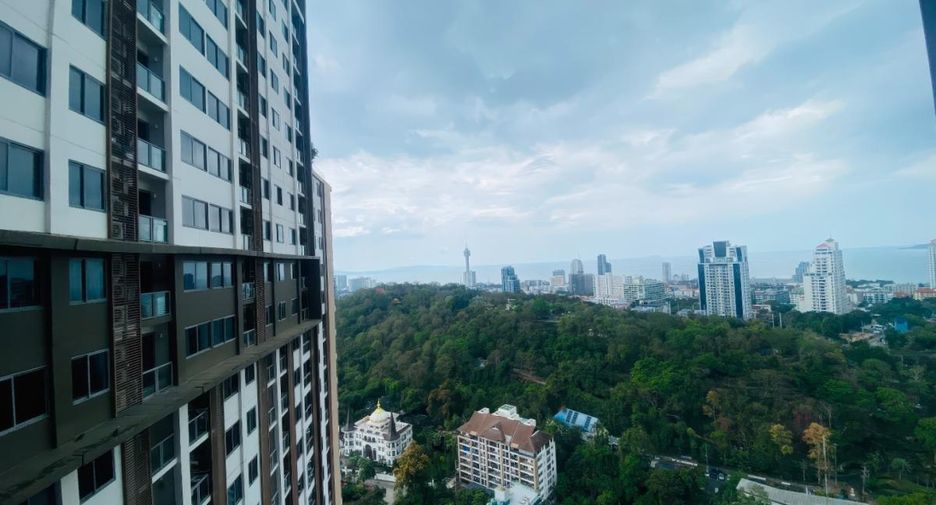 For sale 2 bedrooms condo in Pratumnak, Pattaya