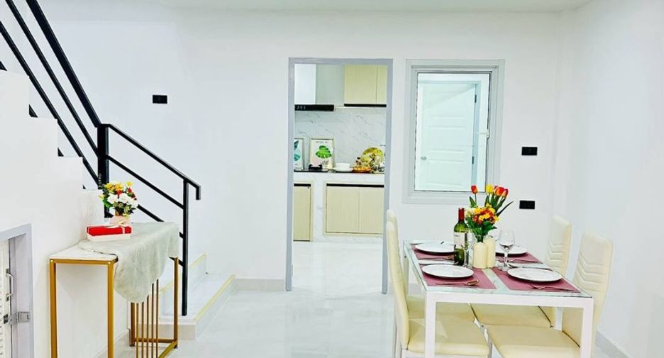 For sale 3 bedrooms house in East Pattaya, Pattaya