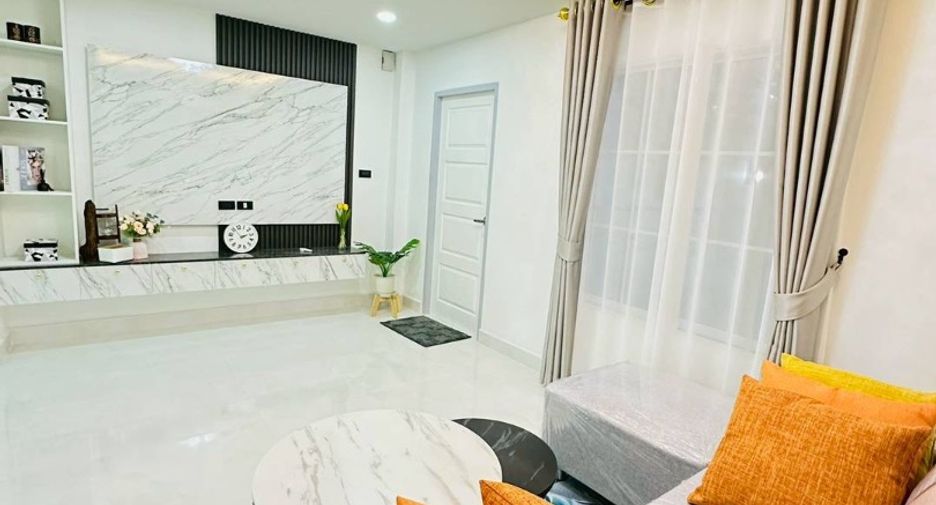 For sale 3 bedrooms house in East Pattaya, Pattaya