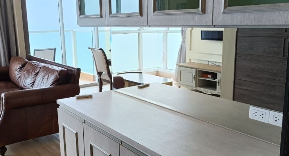 Продажа 3 спальни кондо в Йомтиен, Паттайя