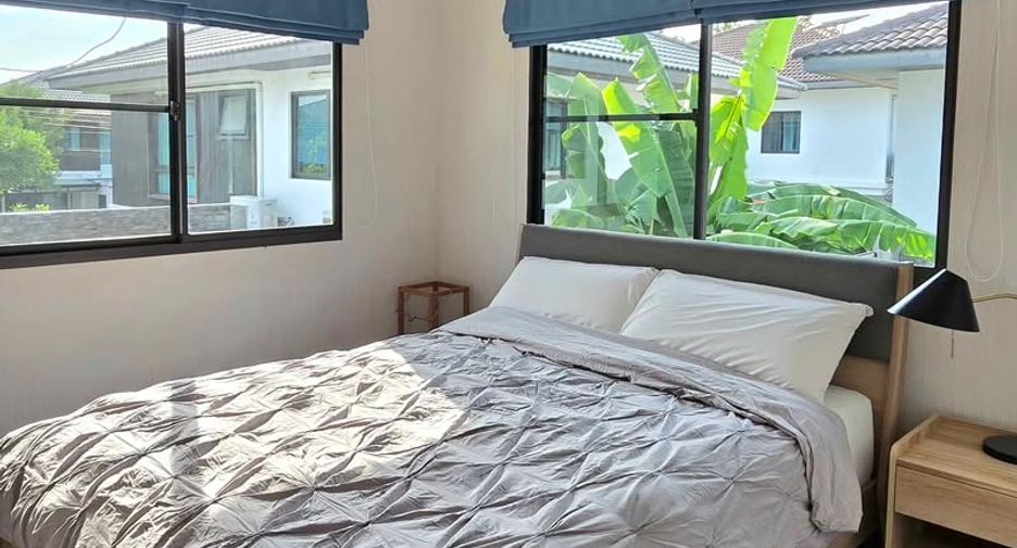 For rent 4 bedrooms house in Bang Phli, Samut Prakan