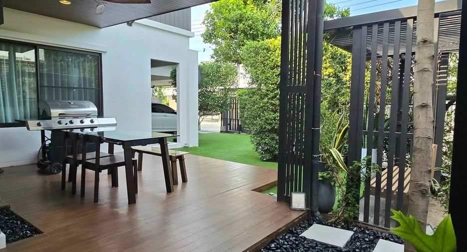 For rent 4 bedrooms house in Bang Phli, Samut Prakan