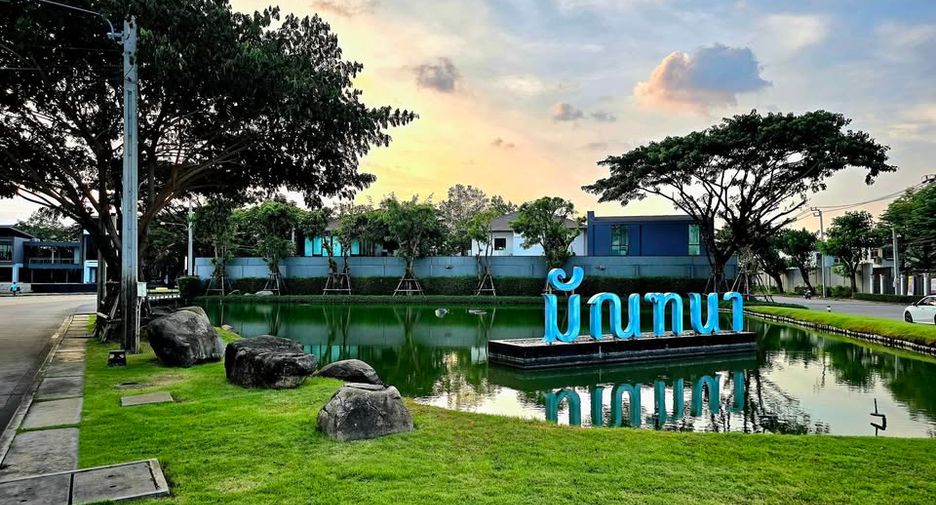 For rent 4 bedrooms house in Bang Phli, Samut Prakan
