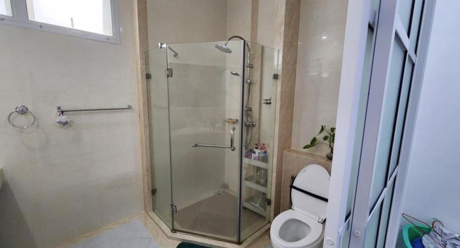 À vendre 3 chambres maison à East Pattaya, Pattaya