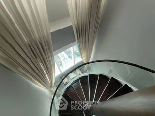 出售 3 卧室 公寓 在 Khlong Toei, 曼谷