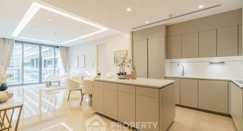 For sale 2 bedrooms condo in Pathum Wan, Bangkok