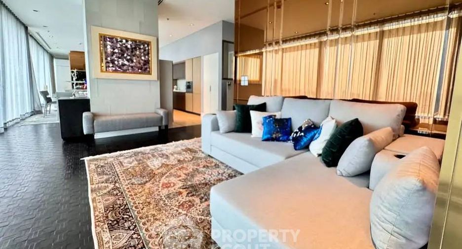 For rent and for sale 4 bedrooms condo in Sathon, Bangkok