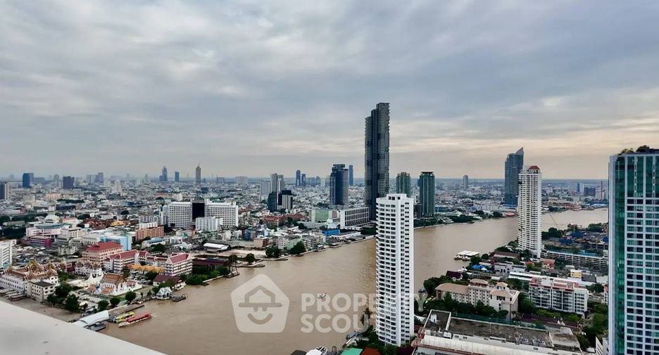 For sale 3 ベッドルーム condo in Sathon, Bangkok