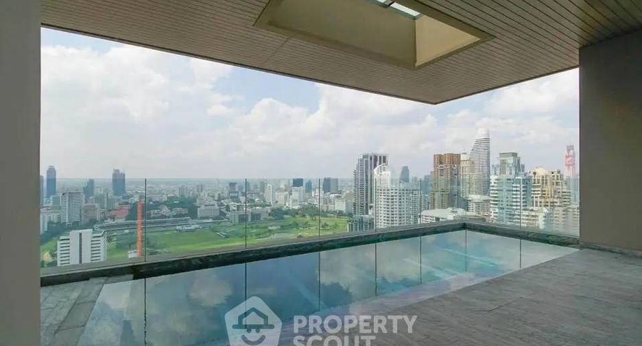 For rent and for sale 4 bedrooms condo in Pathum Wan, Bangkok