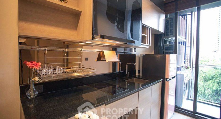 For rent 1 bed condo in Huai Khwang, Bangkok