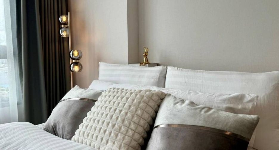 For rent 1 bed condo in Huai Khwang, Bangkok