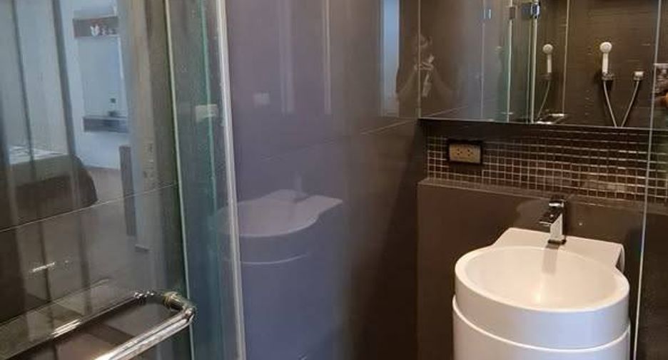 For rent 1 Beds condo in Phaya Thai, Bangkok