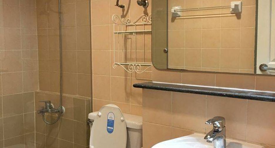 Wohnung zur Miete mit 2 Zimmer in Khlong Toei, Bangkok