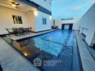 For rent 6 bedrooms house in Bang Lamung, Chonburi