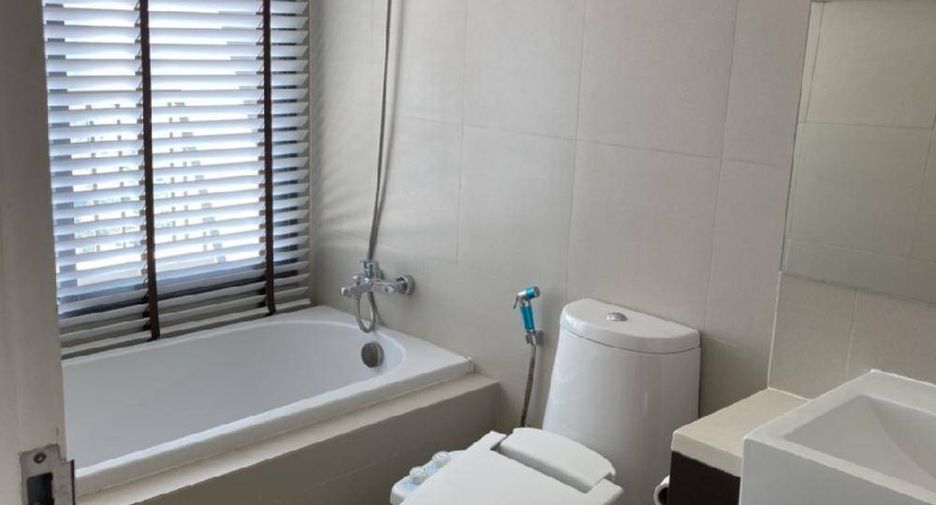 For rent 1 bed condo in Khlong Toei, Bangkok