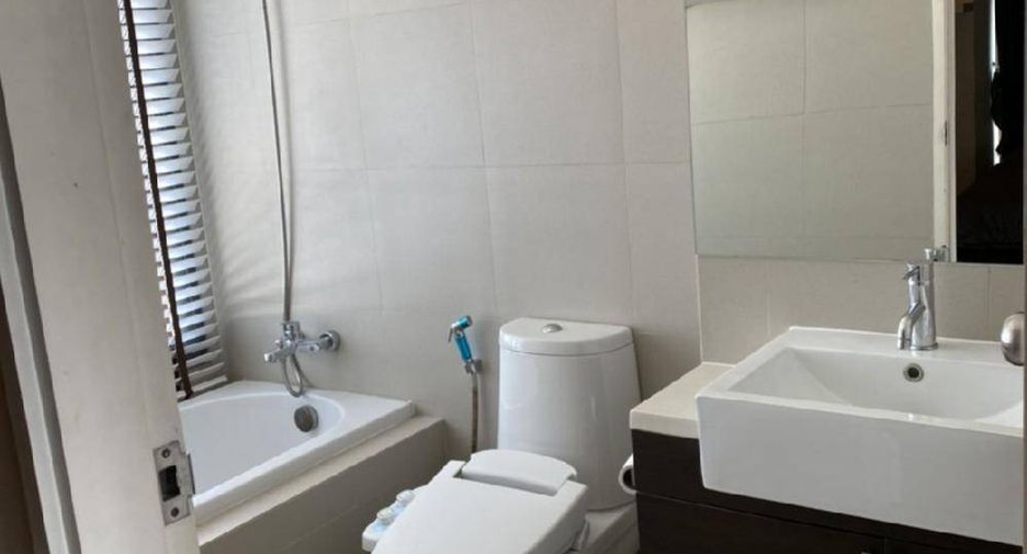 For rent 1 bed condo in Khlong Toei, Bangkok