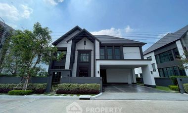 For rent 4 bedrooms house in Khlong Sam Wa, Bangkok