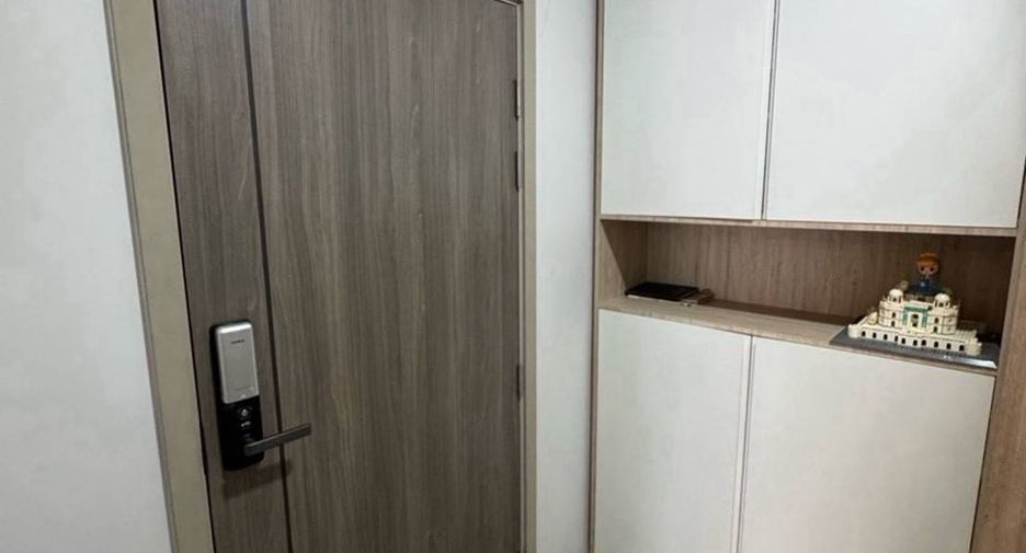 For rent 2 bedrooms condo in Chatuchak, Bangkok
