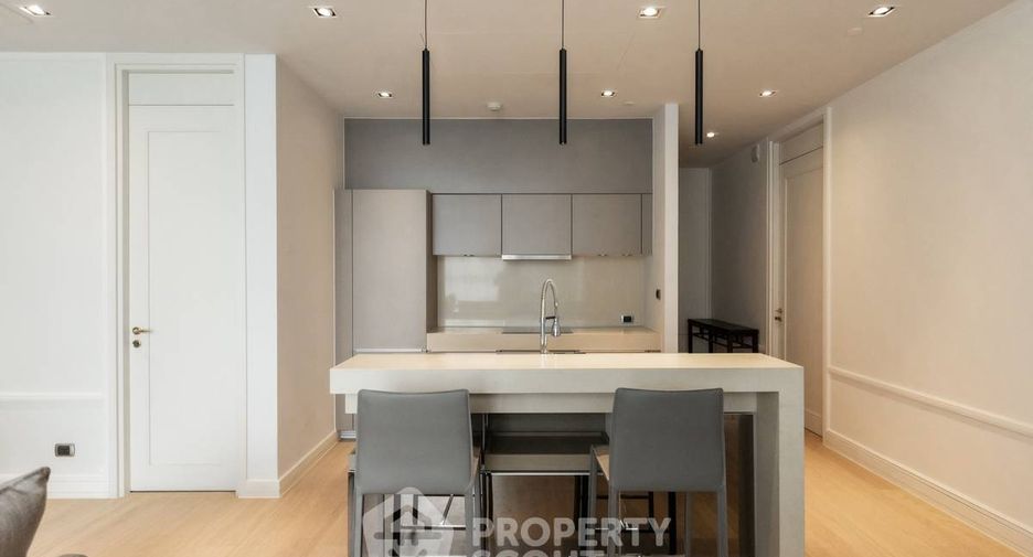 For rent 2 bedrooms condo in Khlong Toei, Bangkok