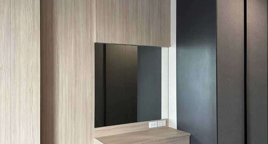 Condo en alquiler de 1 habitaciones en Bang Rak, Bangkok