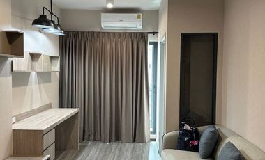 Condo en alquiler de 1 habitaciones en Bang Rak, Bangkok