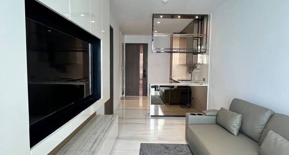 For rent 1 bed condo in Sathon, Bangkok
