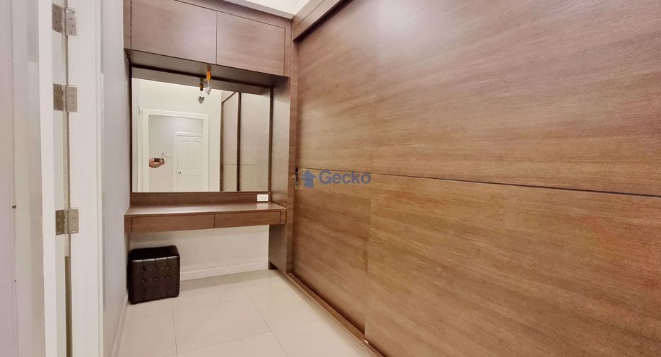 For rent 4 bedrooms house in East Pattaya, Pattaya