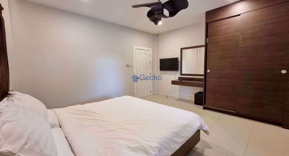 For rent 4 bedrooms house in East Pattaya, Pattaya