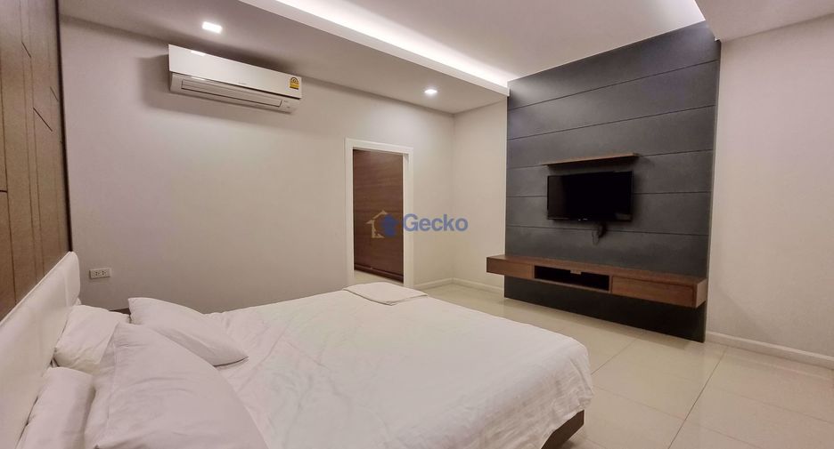 For rent 4 bedrooms house in East Pattaya, Pattaya