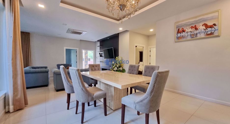 For rent 4 bedrooms house in East Pattaya, Pattaya
