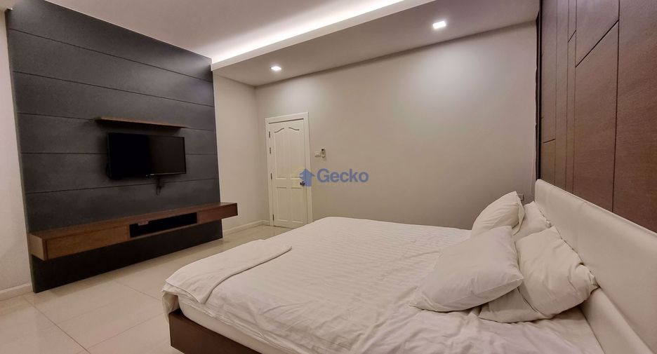 For rent 4 bedrooms house in East Pattaya, Pattaya
