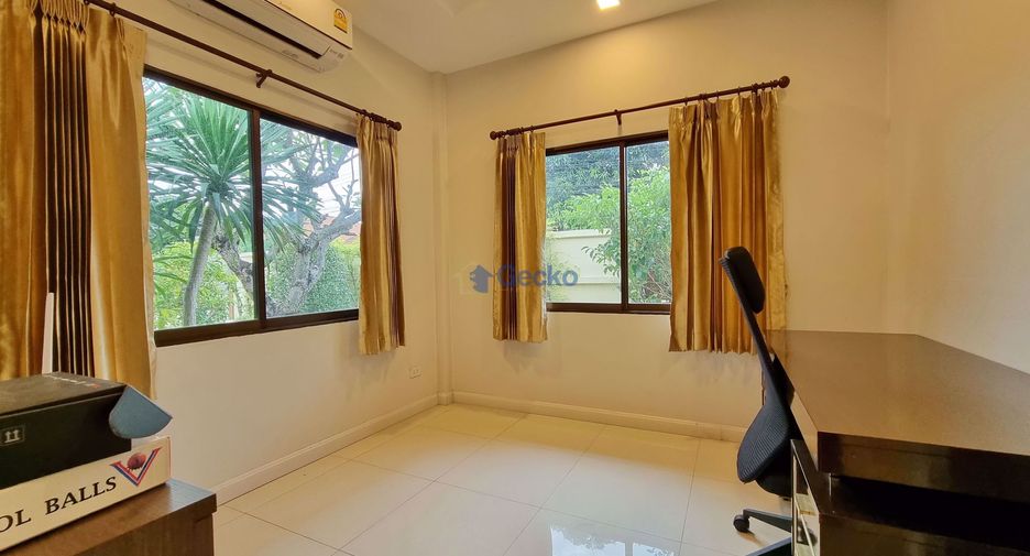 For rent 4 bedrooms house in East Pattaya, Pattaya