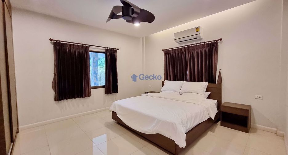 For rent 4 bedrooms house in East Pattaya, Pattaya