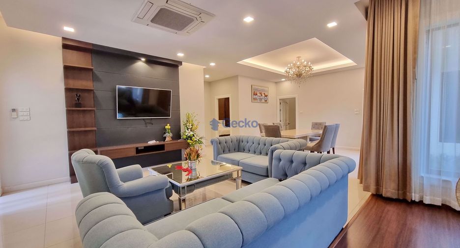 For rent 4 bedrooms house in East Pattaya, Pattaya