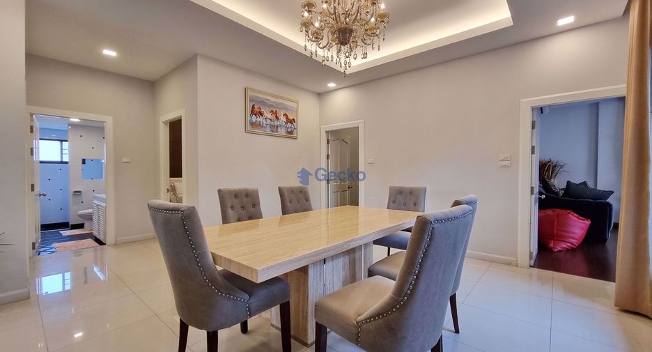 For rent 4 bedrooms house in East Pattaya, Pattaya