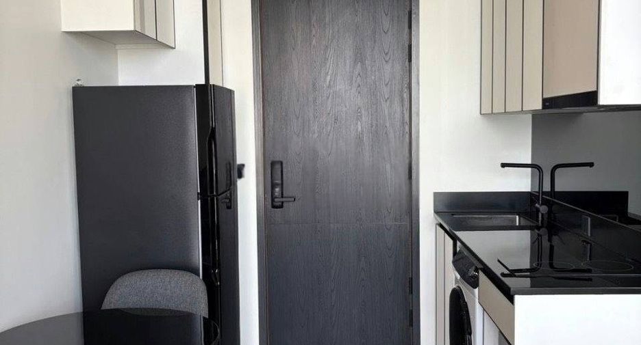 For rent 1 bed condo in Khlong San, Bangkok
