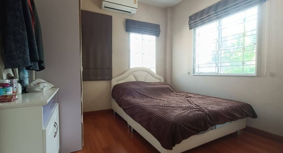 出售 3 卧室 独立屋 在 Khlong Sam Wa, 曼谷