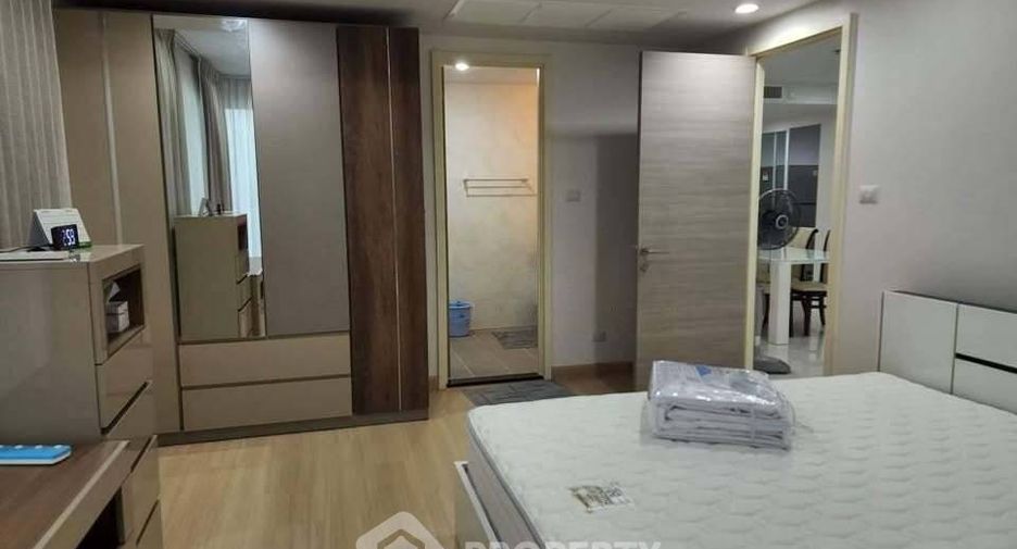 Condo en alquiler de 2 habitaciones en Yan Nawa, Bangkok
