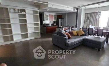 For rent 2 bedrooms condo in Pathum Wan, Bangkok