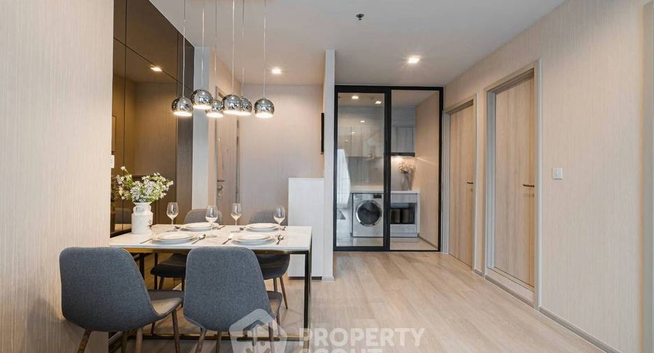 For rent 2 bedrooms condo in Pathum Wan, Bangkok