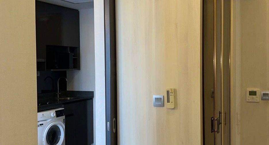 Condo en alquiler de 1 habitaciones en Khlong Toei, Bangkok