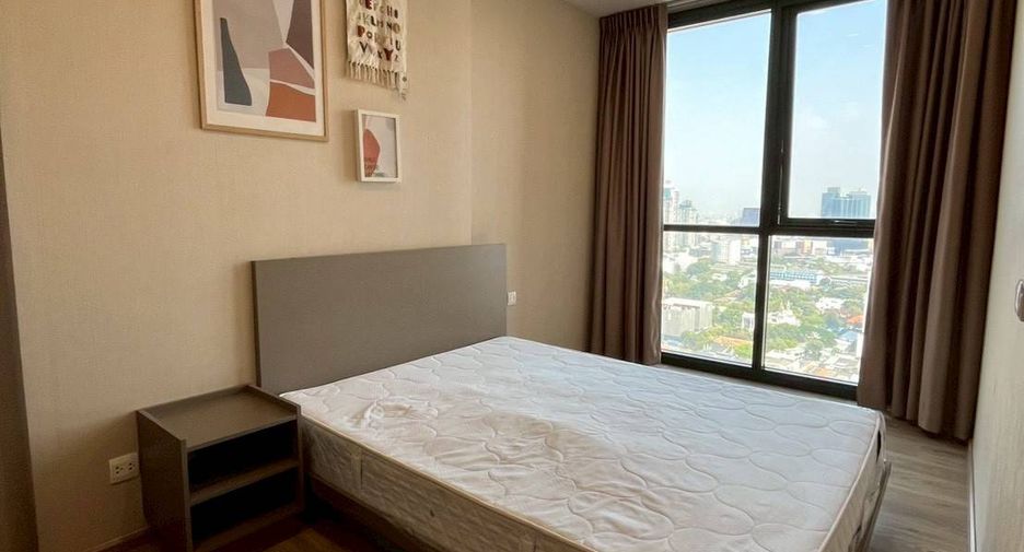À louer 1 chambre condo à Khlong Toei, Bangkok