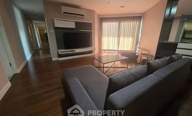 For rent 3 bedrooms condo in Huai Khwang, Bangkok