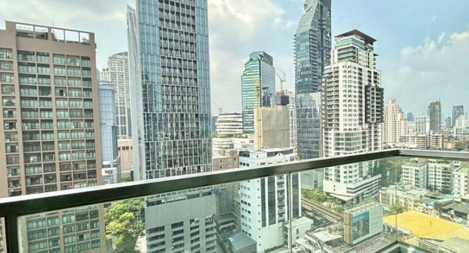 For rent 2 bedrooms condo in Khlong Toei, Bangkok