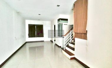 For sale 4 bedrooms townhouse in Sai Mai, Bangkok