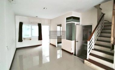 For sale 4 bedrooms townhouse in Sai Mai, Bangkok