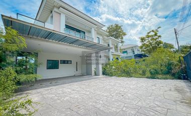 For sale 4 bedrooms house in Mueang Pathum Thani, Pathum Thani