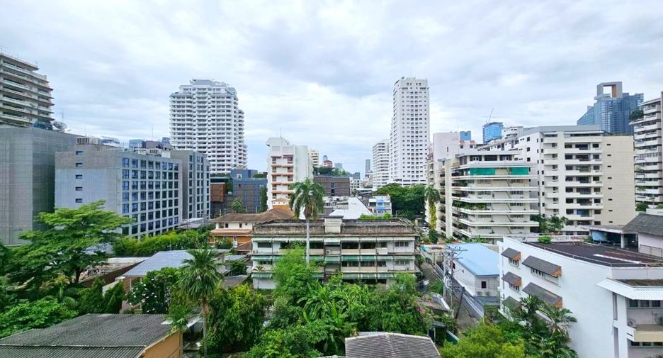 À louer 2 chambres condo à Khlong Toei, Bangkok